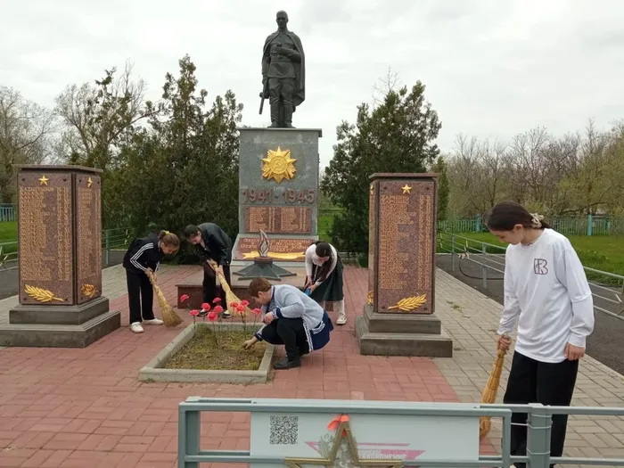 b97ab4cd-8879-4f5a-9f89-f527af527acd